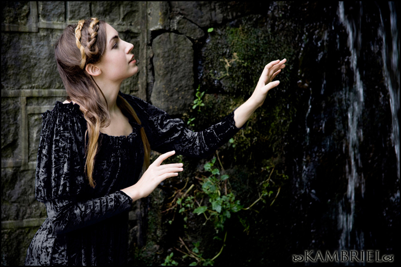 &copy; Kambriel - All Rights Reserved.
