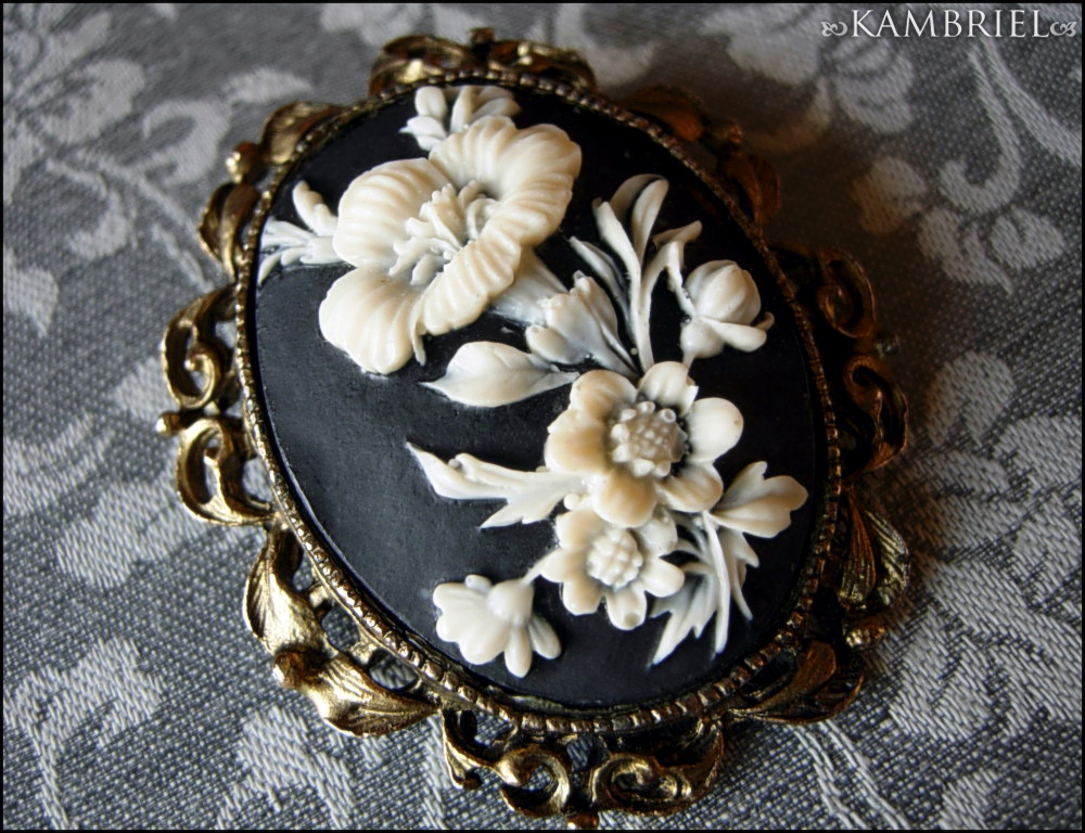 © Kambriel - All Rights Reserved.