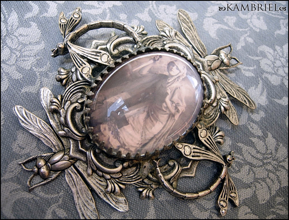 © Kambriel - All Rights Reserved.